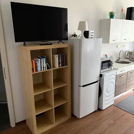 Einzimmerwohnung In Apartamento *